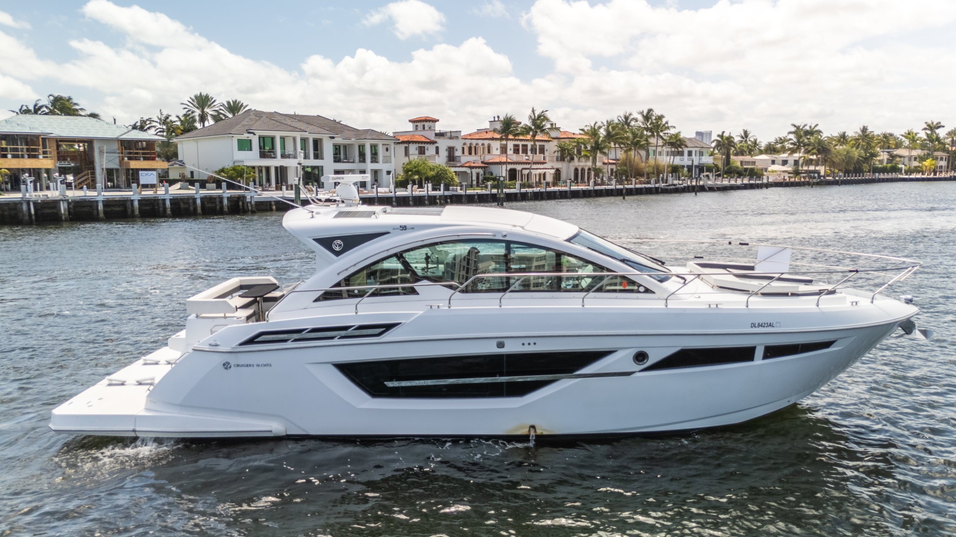 Yacht Photo 3